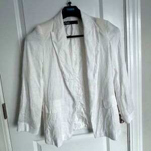 White linen blazer Zara